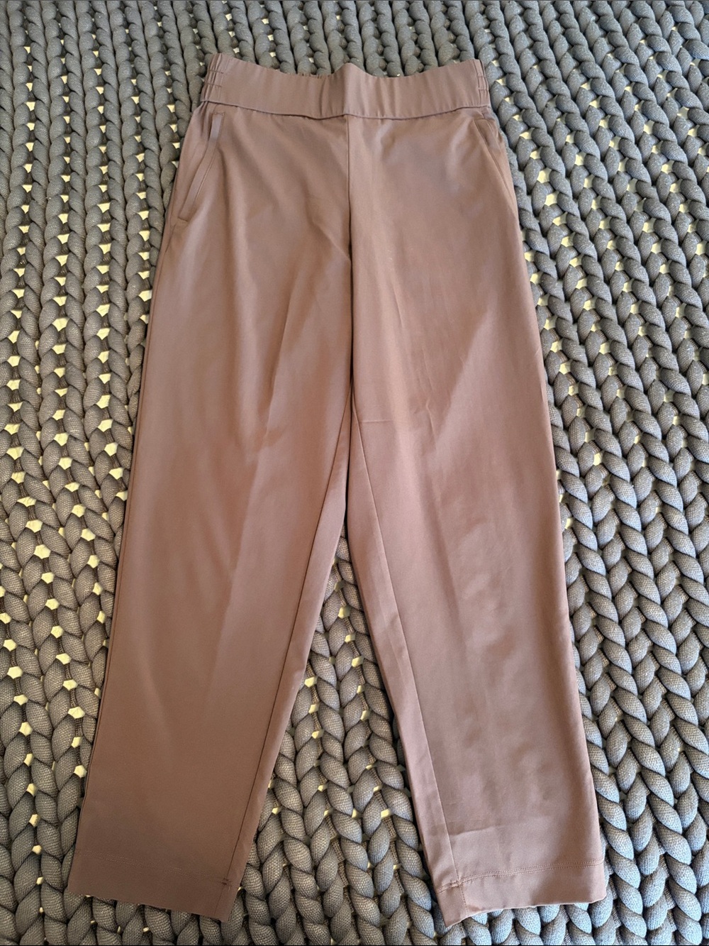 Lou & Grey Women's High-Rise Straight Leg Pants